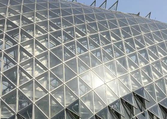 花季网站入口板幕墙的优点和缺点